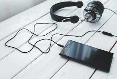 意甲知名记者：菲尔克鲁格头球很厉害，性格也很好，唯一缺点就是有点伤病